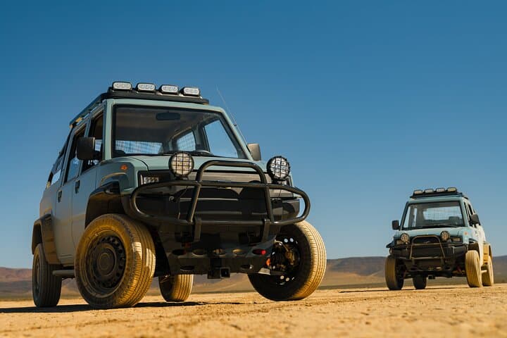 Electric LSV Red Rock Overlook Guided Tour from Las Vegas