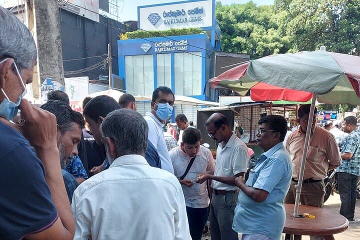 Inside Ratnapura's Gemstone Industry: Full-Day Gemology Tour and Market Walk