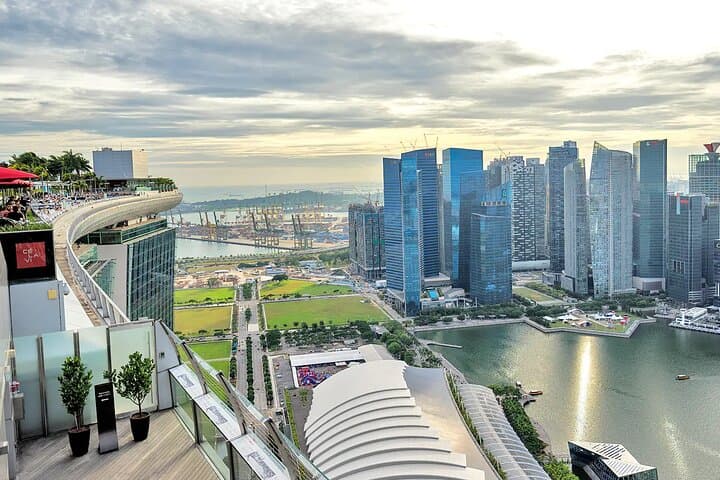 Marina Bay Sands SkyPark Observation Deck — 45-Minute City Views in Singapore photo 2