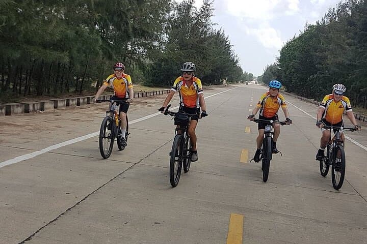 12-Day Northern Vietnam Cycling Loop: Ha Giang, Sapa & Dong Van Adventure photo 1