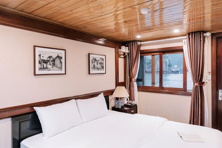 Lan Ha Bay Boutique Overnight Cruise — 2-Day Daiichi Experience photo 2