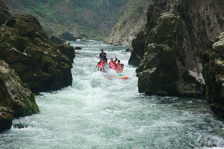 Mengdong River Whitewater Rafting: 1-Day Private Tour from Zhangjiajie photo 2