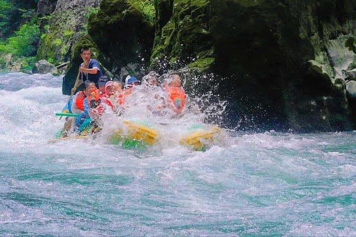 Mengdong River Whitewater Rafting: 1-Day Private Tour from Zhangjiajie photo 4