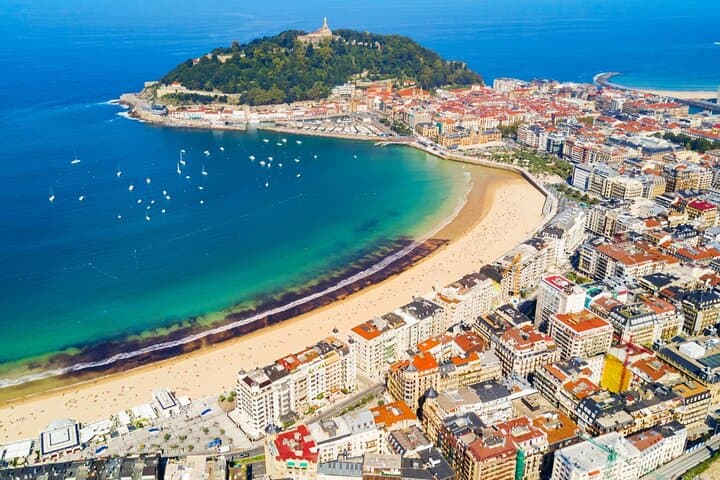 Bilbao & San Sebastián Private Day Tour with Pickup from Bilbao photo 4