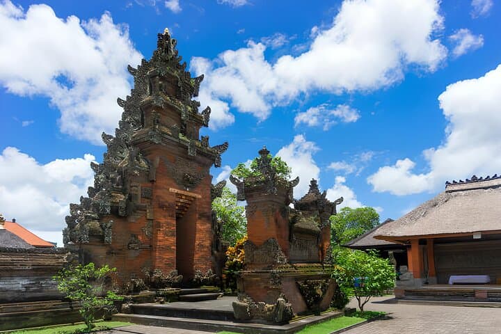 Ubud Rice Terraces, Kanto Lampo Waterfall & Tirta Empul Day Tour — Bali Culture and Nature photo 6