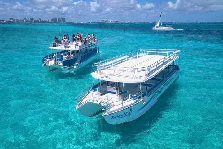 Isla Mujeres Catamaran Tour with Open Bar, Snorkeling & Beach Club photo 1