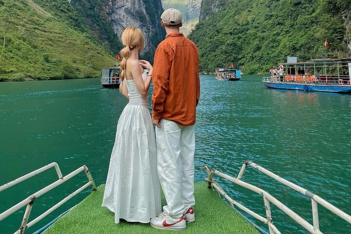 Ha Giang Loop & Dong Van Karst Plateau: Private 2-Day Car Tour Guide photo 4