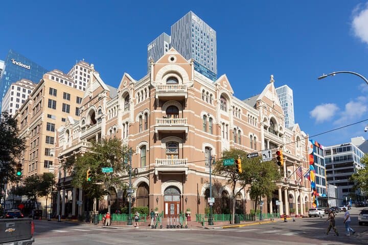 Austin's Treasures: Private Downtown Discovery Walk photo 6