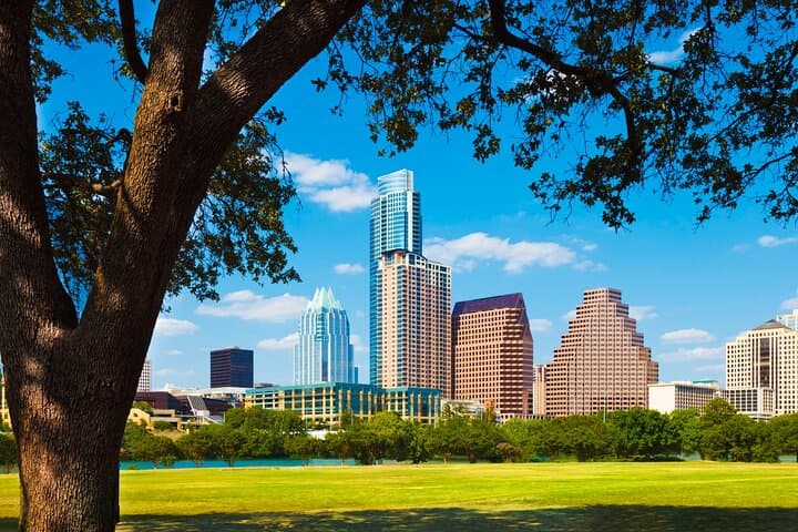 Austin Family Explorer — Private 2-Hour Magical Urban Walking Tour photo 2