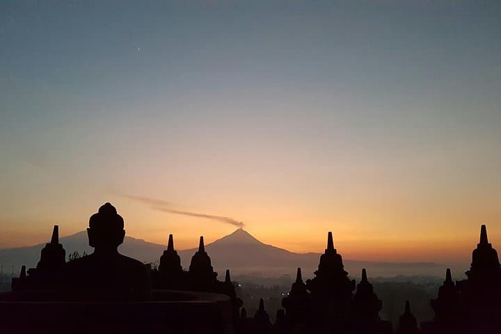 Sunrise at Punthuk Setumbu: Borobudur & Prambanan Full-Day Village Experience photo 4
