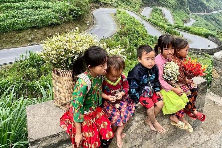 Ha Giang Loop 4-Day Private Car Tour: Ma Pi Leng, Nho Que River & Ethnic Villages photo 2