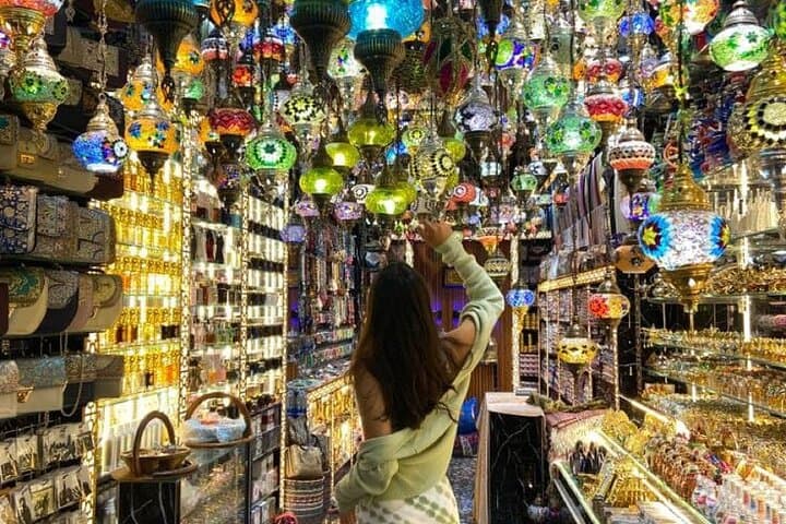 Explore Dubai's Gold Souk: Shared Shopping Tour in Deira photo 6