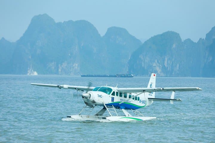 Ha Long Bay Seaplane Tour — 25-Minute Scenic Flight from Tuan Chau photo 1