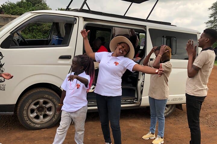 Half-Day Nairobi Wildlife & Culture Excursion — Giraffe Centre, Elephant Orphanage & Bead Workshop photo 3