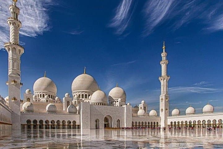 Abu Dhabi Day Tour with Ferrari World: Mosque, Corniche & Yas Island Thrills photo 2