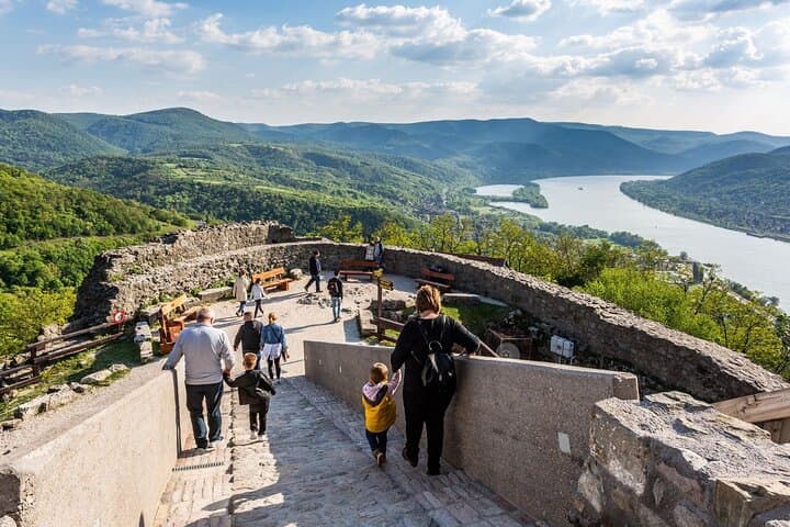 Hike to Visegrád Castle and Danube Sauna: Great Danube Bend Day Trip from Budapest photo 3