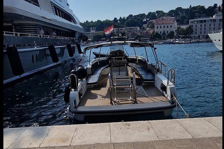 Hvar to Vis & Blue Cave Speedboat Tour — Blue Lagoon, Green Cave, Stiniva photo 1