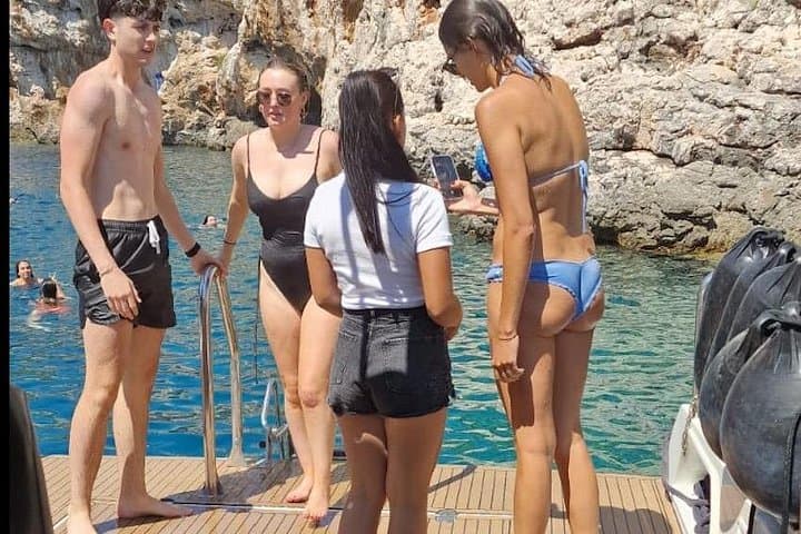 Hvar to Vis & Blue Cave Speedboat Tour — Blue Lagoon, Green Cave, Stiniva photo 4