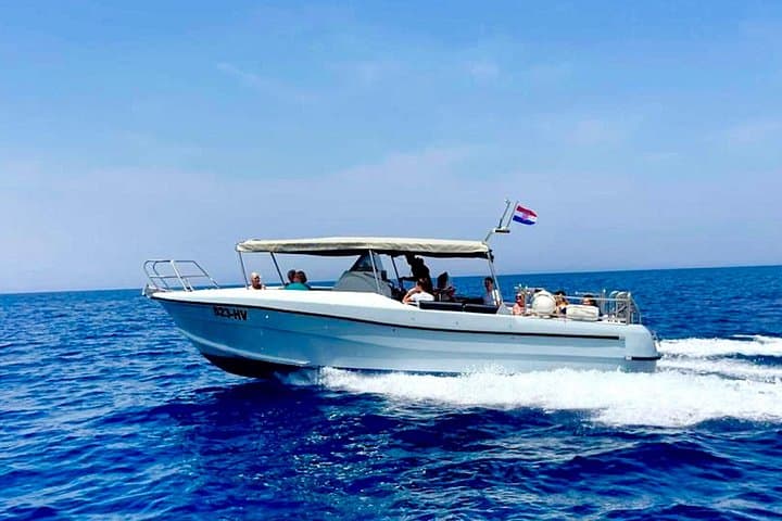 Hvar to Vis & Blue Cave Speedboat Tour — Blue Lagoon, Green Cave, Stiniva photo 2