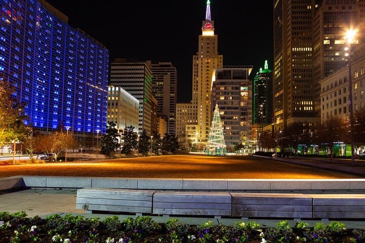 Dallas Holiday Splendor: 2-Hour Festive Walk Through SMU & Highland Park Lights photo 4