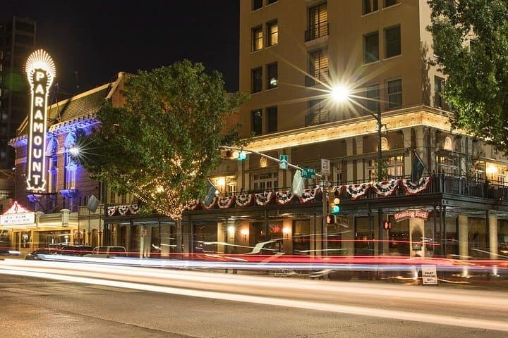 Austin Christmas Lights & Arts Private Tour: Zilker Holiday Tree, Armadillo Bazaar & Murals photo 2