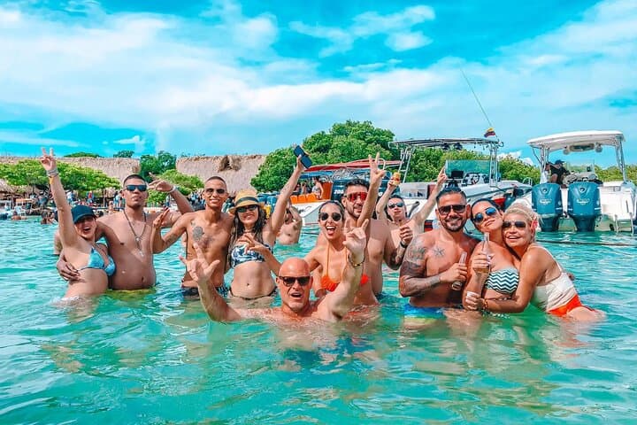 Rosario Islands & Bioluminescence Day Trip from Cartagena
