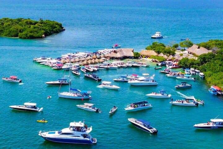 Rosario Islands & Bioluminescence Day Trip from Cartagena photo 2