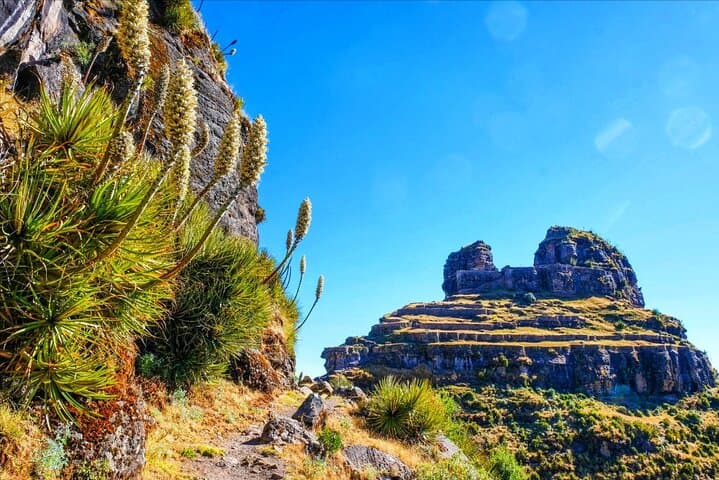Hike to Waqrapukara: Full-Day Private Excursion from Cusco