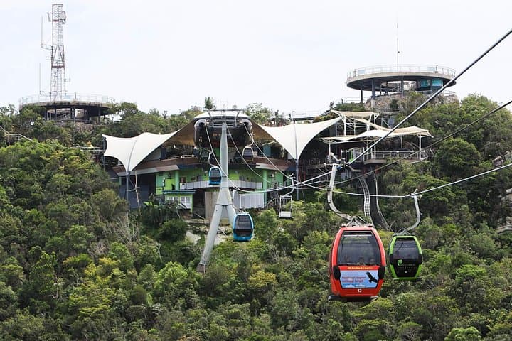 Batu Caves & Genting Highlands Private Tour with Awana Skyway Cable Car photo 4