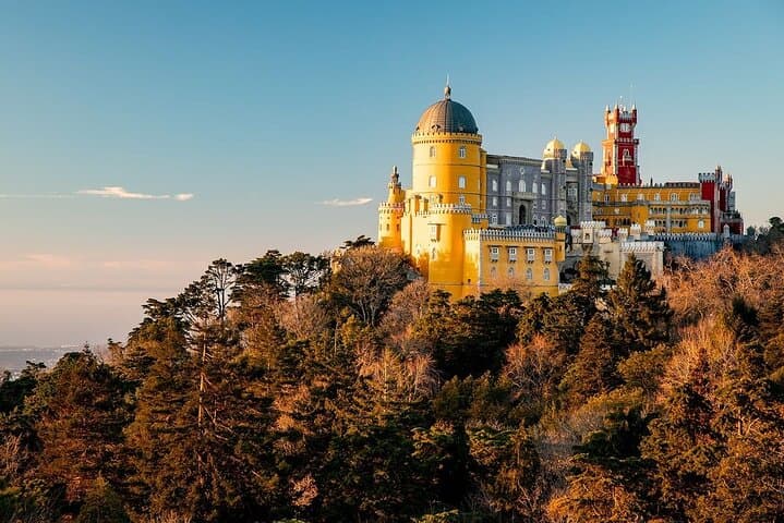 Sintra Private Tour: Pena Palace & Moorish Castle Guided Experience photo 3