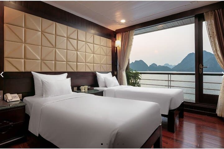 Overnight Halong Bay Cruises: 1–2 Day All-Inclusive Tours with Kayaking & Cave Visits photo 2