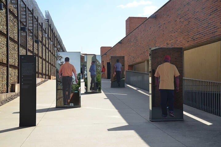 Ultimate Johannesburg & Soweto Full-Day History Tour photo 4
