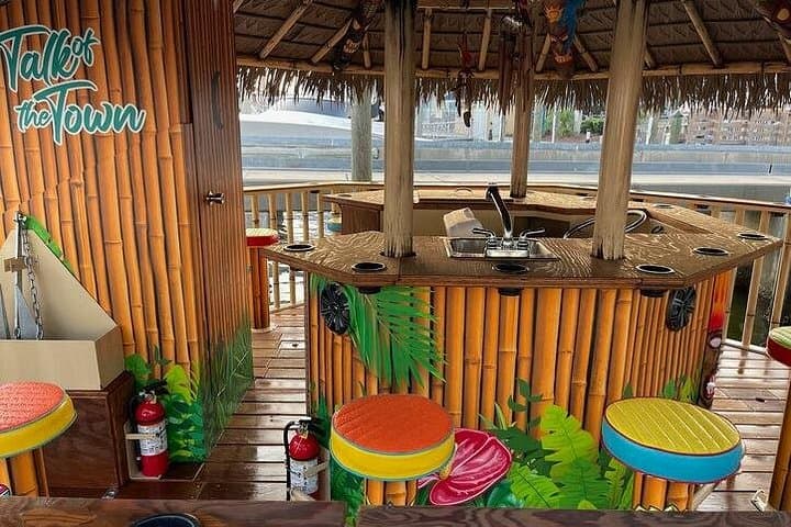 Private Tiki Boat to Crab Island — 6-Hour Destin Charter photo 2