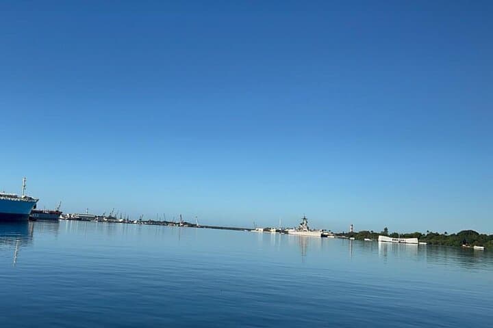 Oahu in Four Days: Mini-Circle Tour with Pearl Harbor and Diamond Head photo 4