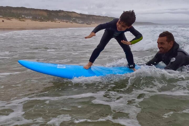 Lisbon Group Surf Lesson — Learn to Surf in 2 Hours at Carcavelos photo 4