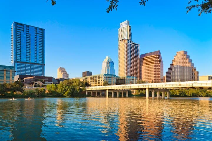Austin Explorer: Private Heritage Walk Through Capitol, Congress Avenue & Bat Bridge photo 4