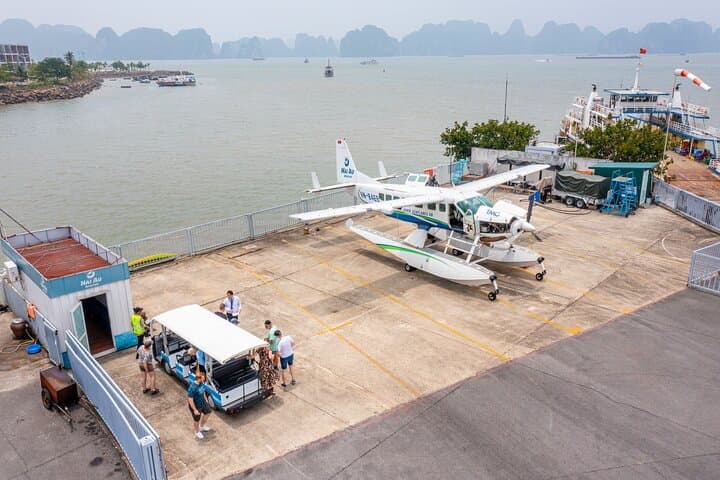 Seaplane Over Ha Long Bay: 25-Minute Aerial Sightseeing from Tuan Chau photo 3