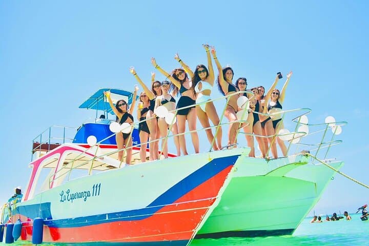 Luxurious Catamaran Snorkeling Adventure in Punta Cana photo 5