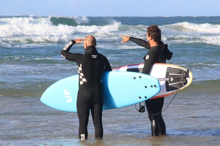 Private Surf Lesson in Lisbon: Master Waves with a Pro