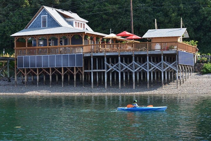 Icy Strait Village Tour and Fresh Dungeness Crab Feast in Hoonah photo 4