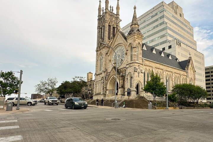 Golden Austin Walking Tour for Seniors — Private 2-Hour Downtown Stroll photo 4