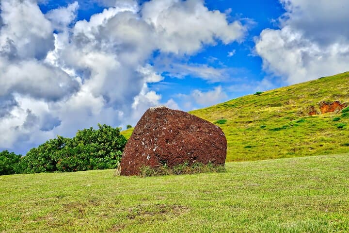 2-Day Easter Island Highlights Tour — Moai, Volcanoes & Coastal Trails photo 6