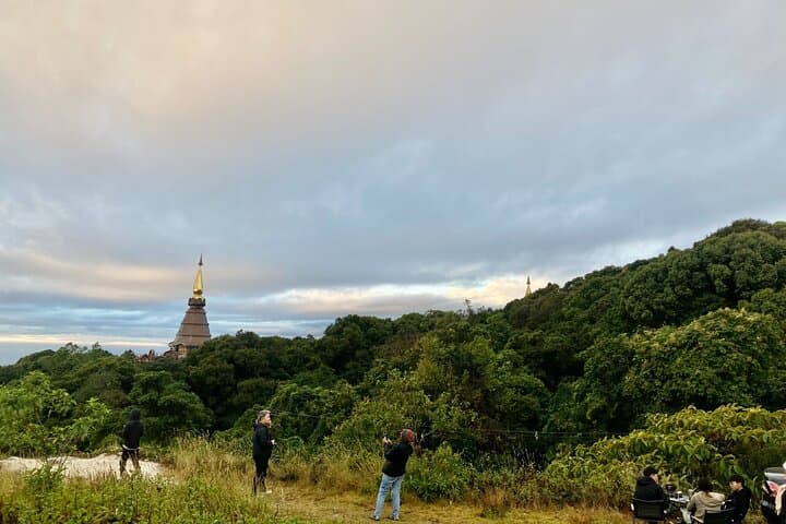 Doi Inthanon Day Tour: Summit, Waterfalls & Hill Tribe Coffee photo 2