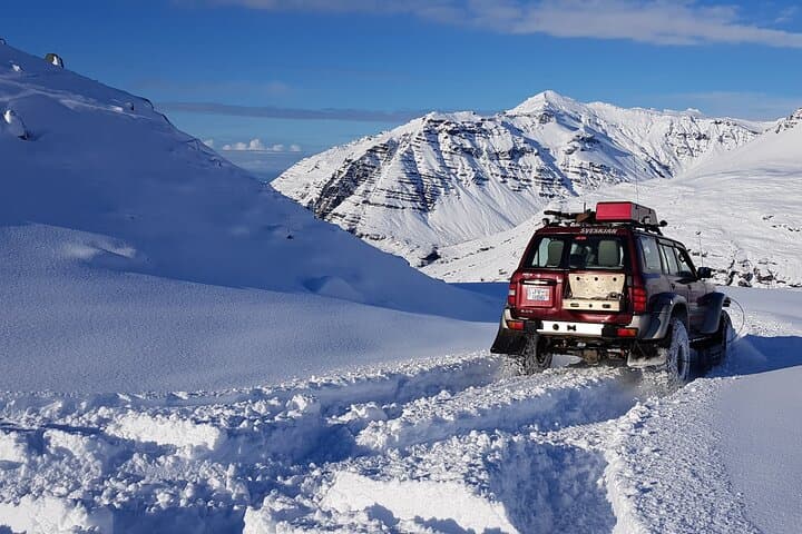 Super-Jeep Glacier Tour on Vatnajökull — Ride to Iceland’s Ice Cap photo 2