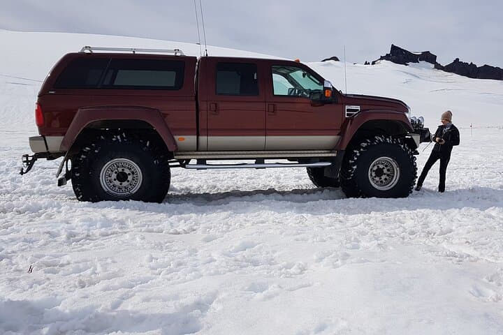 Super-Jeep Glacier Tour on Vatnajökull — Ride to Iceland’s Ice Cap photo 4