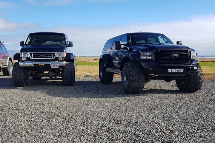Super-Jeep Glacier Tour on Vatnajökull — Ride to Iceland’s Ice Cap photo 6