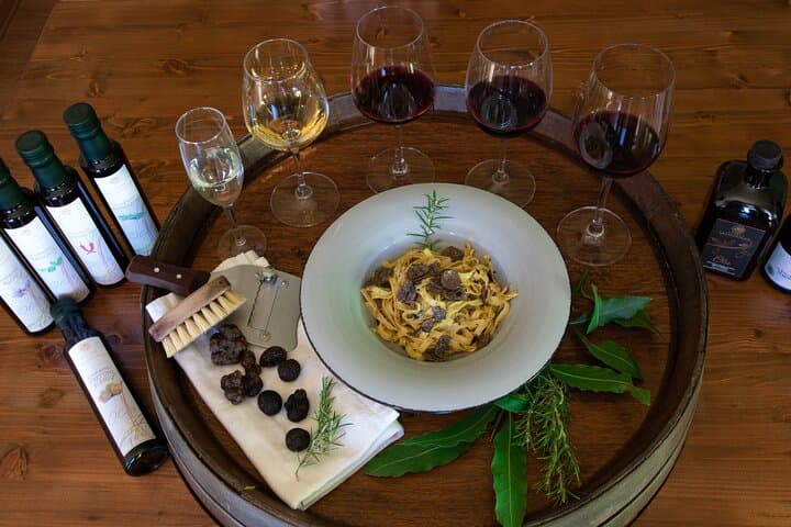 Tuscan Truffle Hunt and Hands-On Cooking Class near San Gimignano photo 4