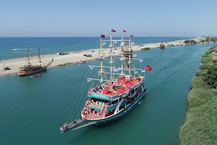 Half-Day Side Boat Tour: Manavgat River, Apollo Temple & Caretta Bay photo 4