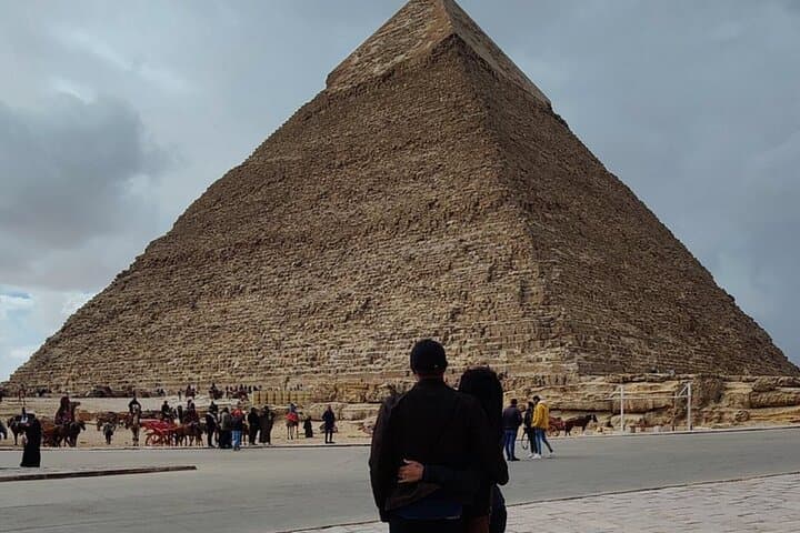Cairo Full-Day Private Car & Guide — Pyramids, Museum and Khan el-Khalili photo 6