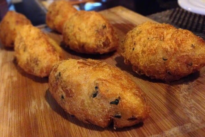 Lisbon Ten-Tastings Private Food Tour — 4-Hour Gourmet Walking Experience photo 2